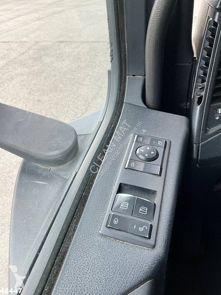 Camion Mercedes 3251 8x4 Euro 6 HIab 28...