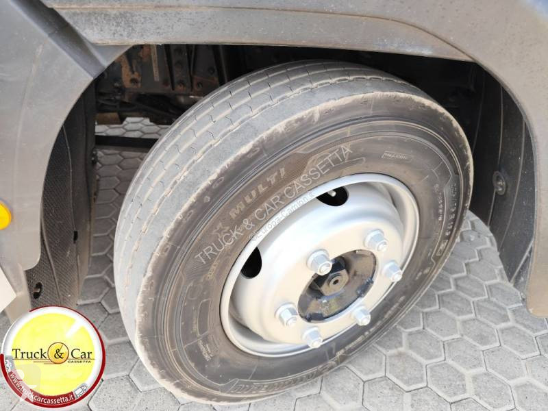 شاحنة Iveco