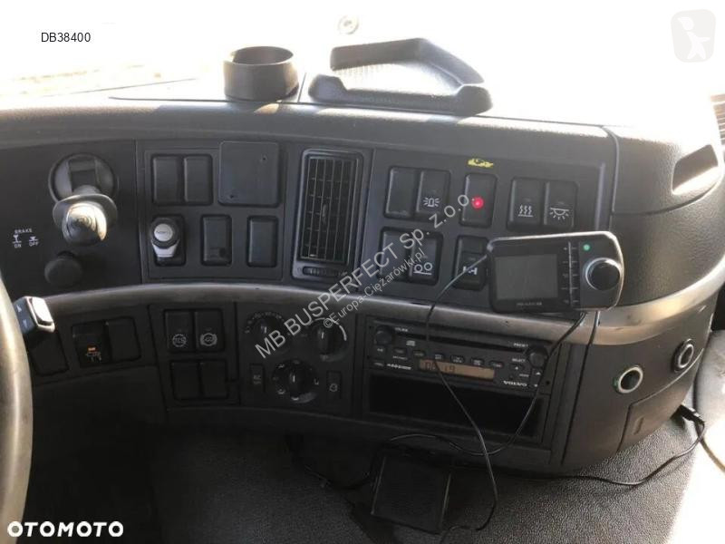 Camion Volvo 18002