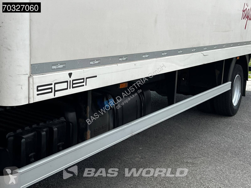 شاحنة DAF LF 230 LF 4X2 12tonner kg...