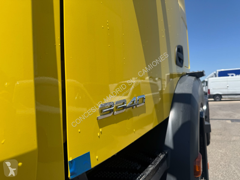 شاحنة Mercedes  3340 K 6X4