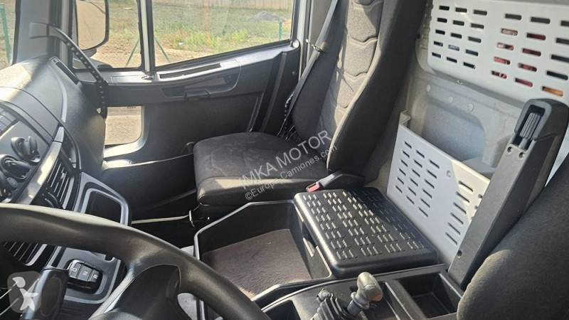 شاحنة Iveco