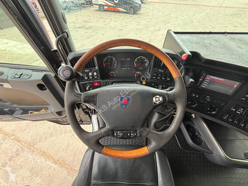شاحنة Scania R 730 8x4*4 RETARDER / BOX =6073 mm