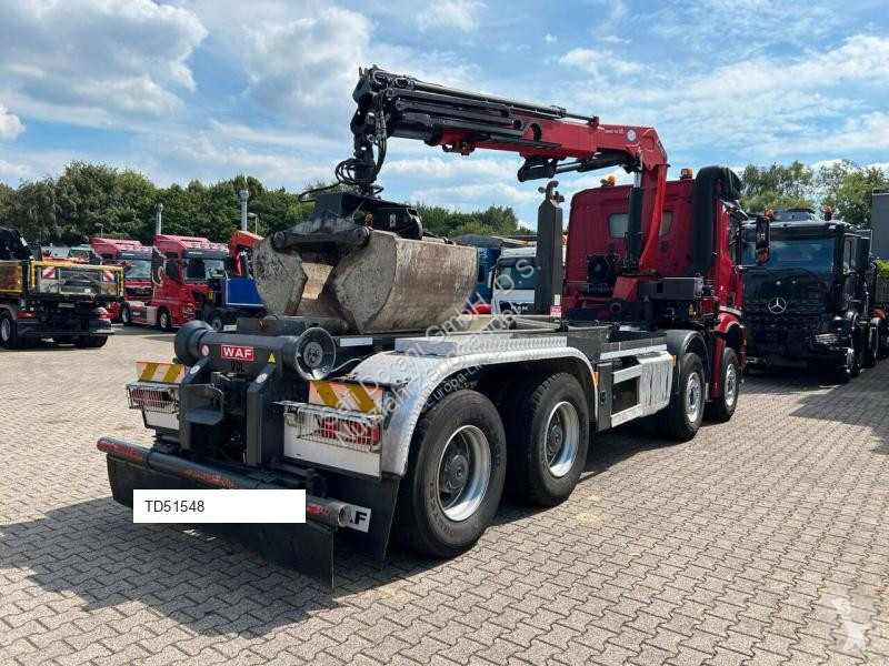 Camion Mercedes 2430