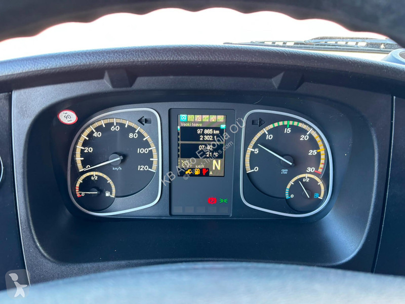 شاحنة Mercedes 1523 4x2 LOW MILEAGE ! / BOX...