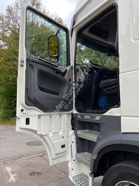شاحنة DAF 106450 FLEISCHKOFFER, 6x2,...