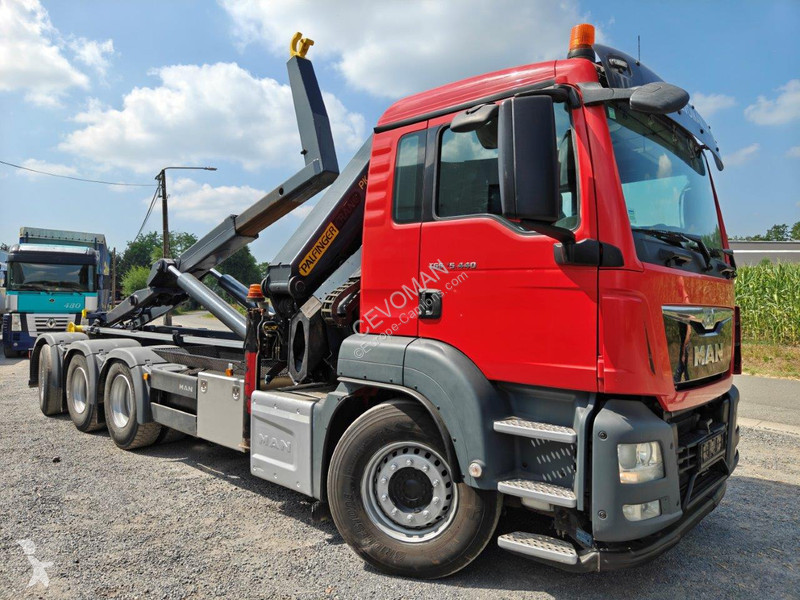 شاحنة MAN 35.440 8x4 tridem Euro6...