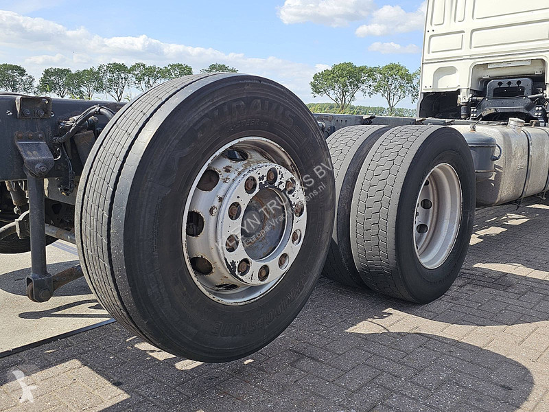 شاحنة DAF 480 6x2*4