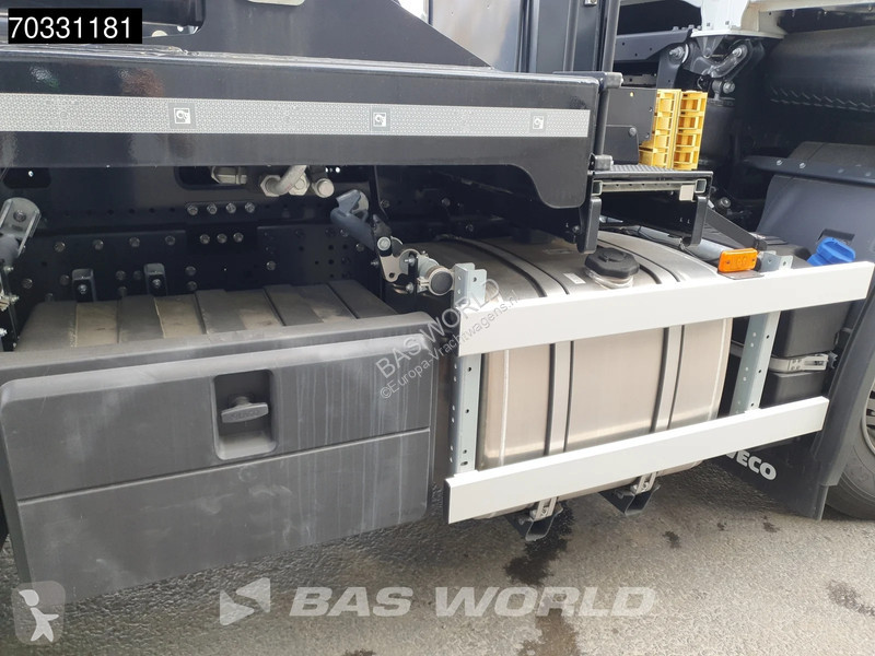 شاحنة Iveco XWay 530 6X2 NEW! Hiab FTR18...