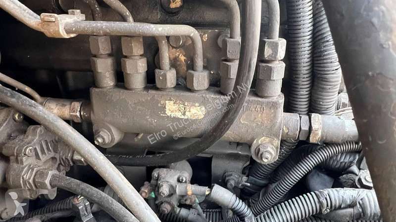 شاحنة Renault 180 (12 TONNES / LAMES / STEEL...
