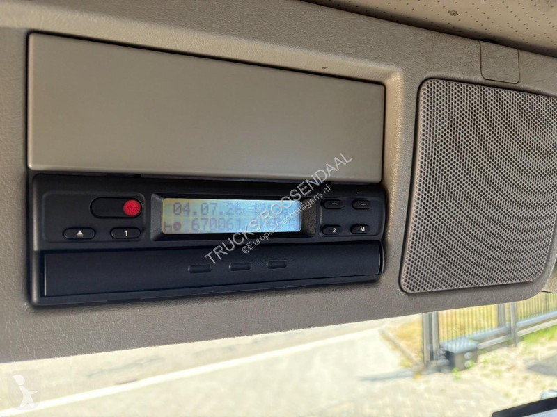 شاحنة Volvo 12380 + HMF 2220 K5 + 8X4 STEERING...