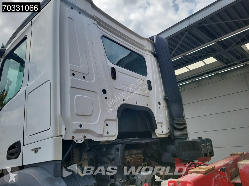 شاحنة Mercedes 3243 8X4 14m3 2-way tipper...