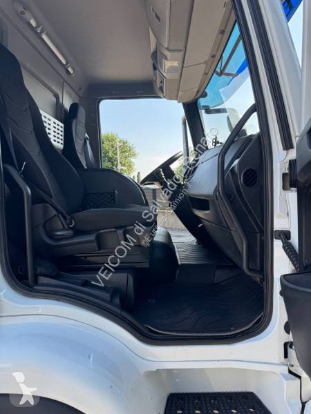 شاحنة Iveco