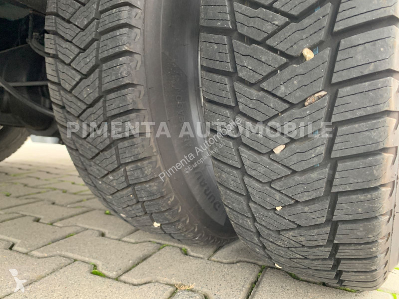 Furgoneta Iveco 70C18P TK-KOFFER LUFT LBW AHK...