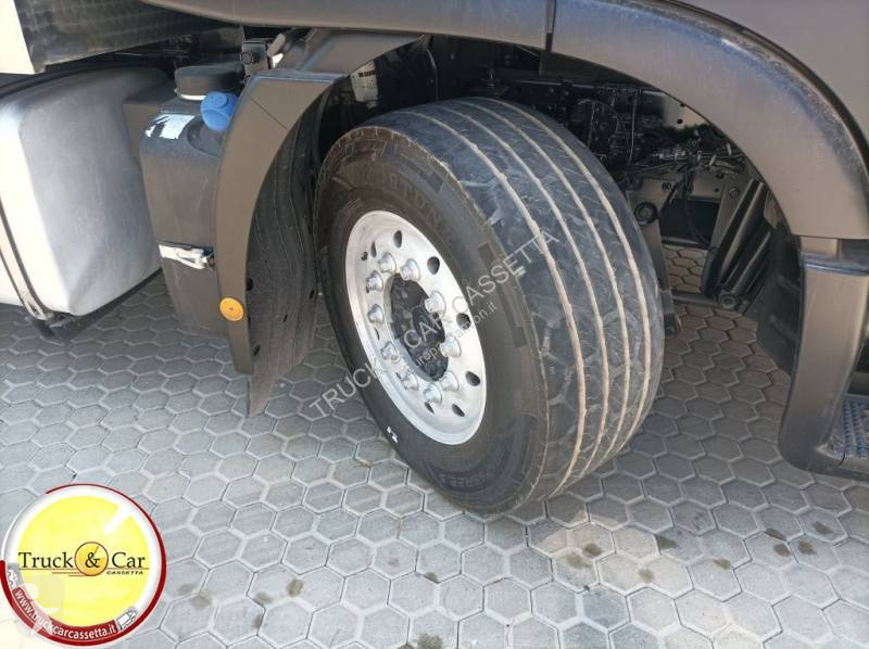 شاحنة Iveco