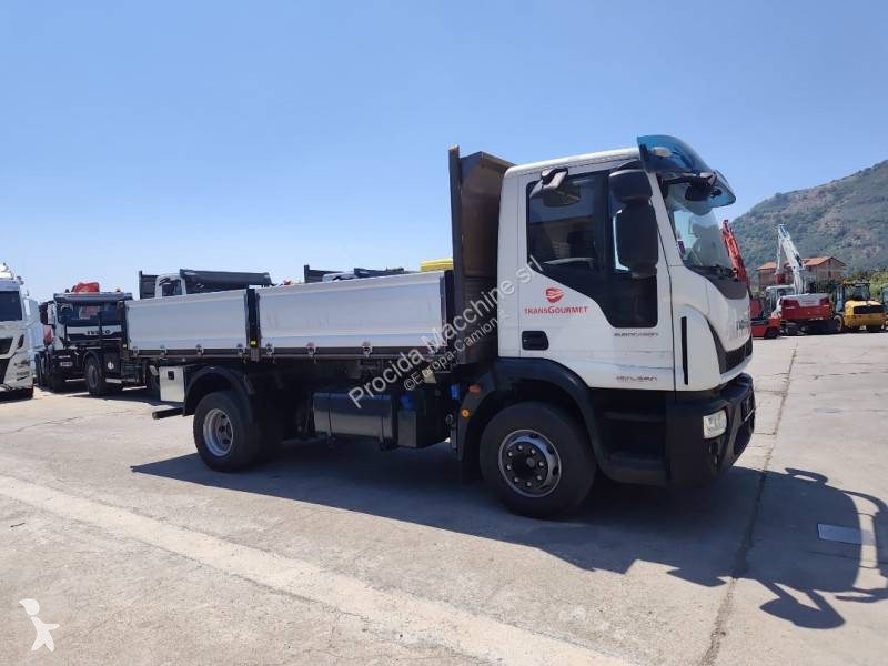 شاحنة Iveco