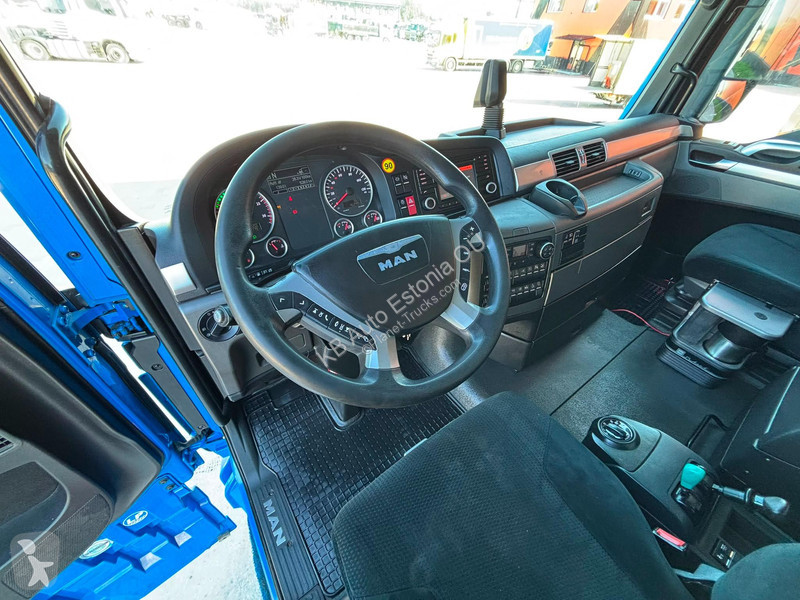 شاحنة MAN TGX 6x2*4 INTARDER / BDF / CHASSI