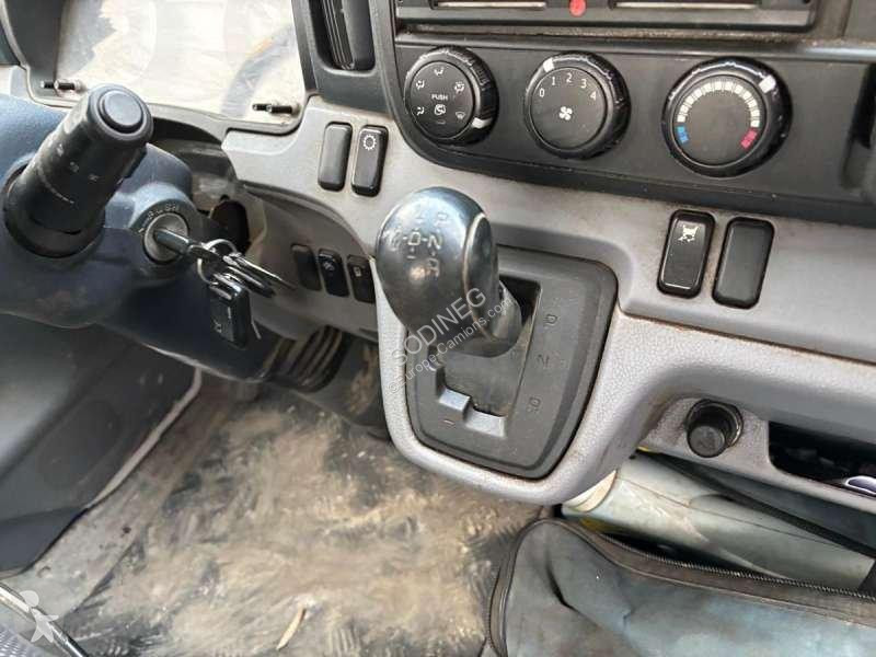 شاحنة Mitsubishi  FUSO CANTER 7C18