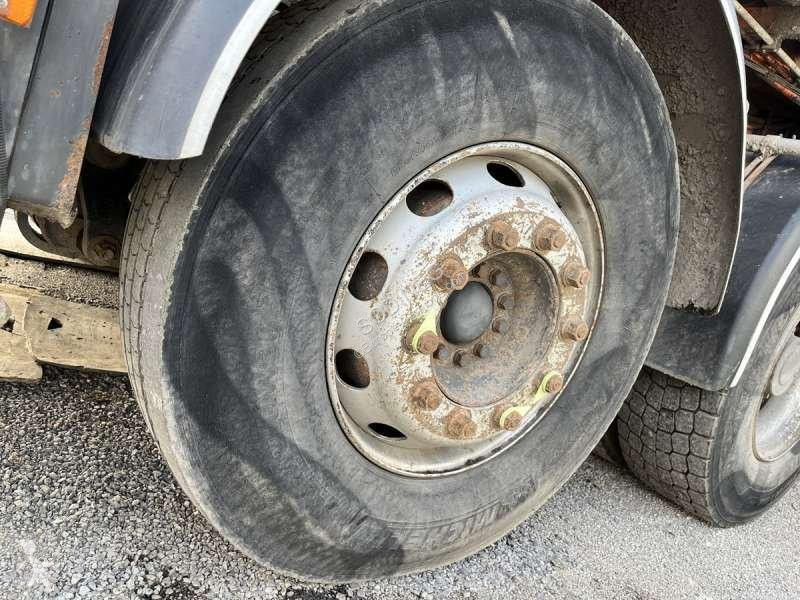 Camion Renault  PREMIUM 370-26 AVEC BOUILLE ACMAR