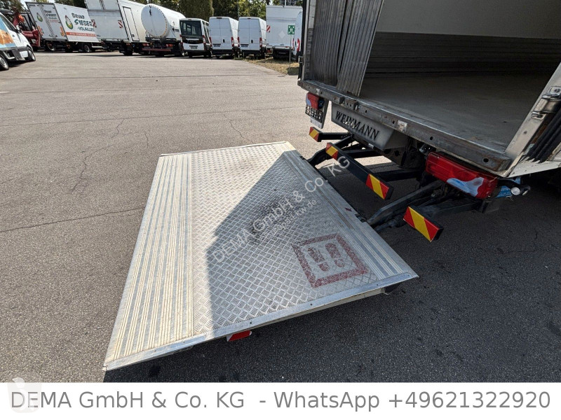 شاحنة MAN 12.250*L.Haus*Carrier*Portaltüren*LBW*