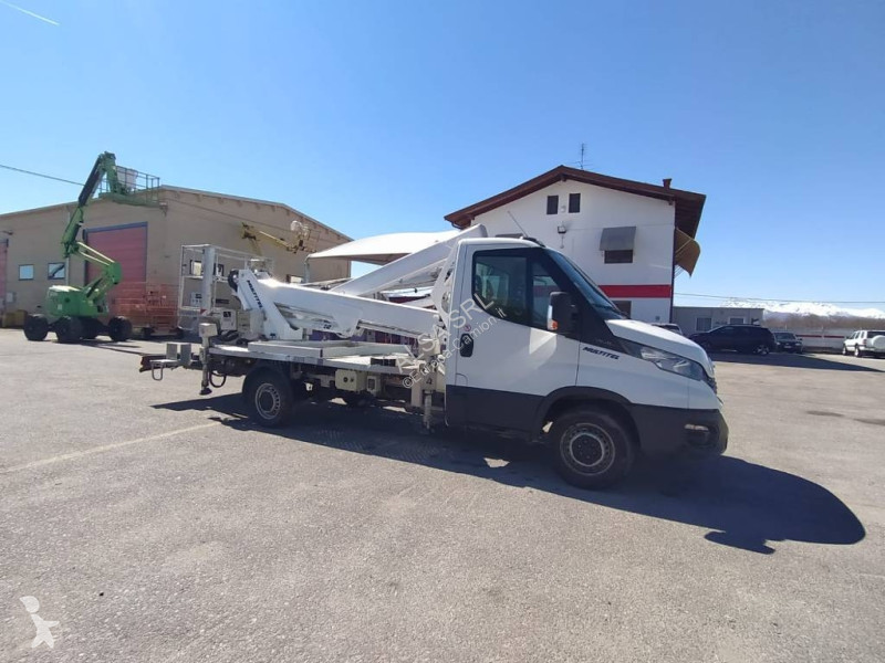 Veicolo commerciale  HX200