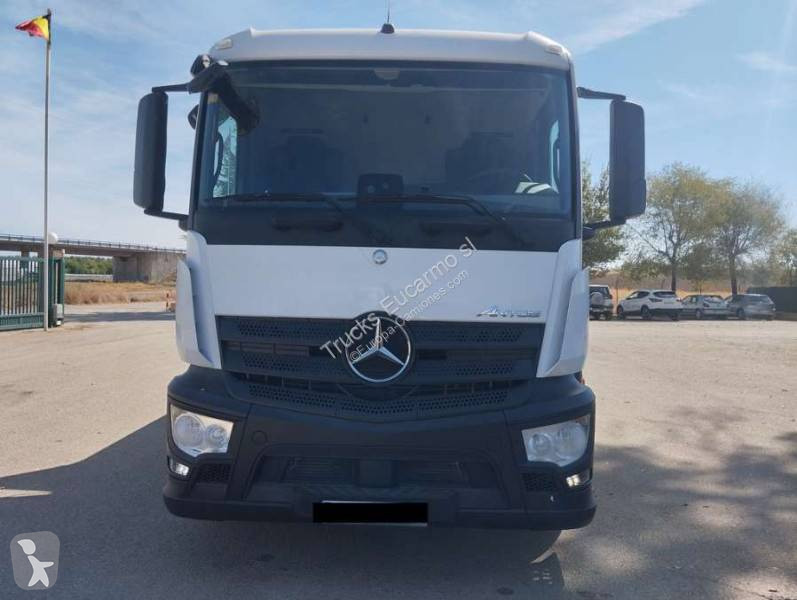 شاحنة Mercedes