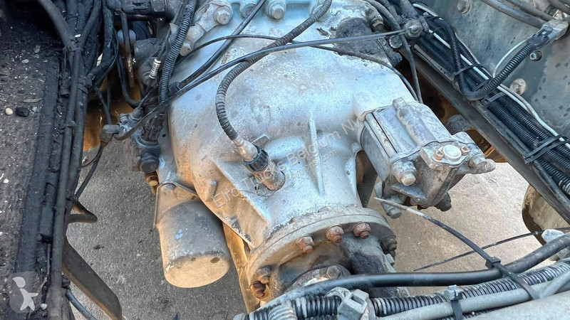 شاحنة Volvo 12380 (LAMES / STEEL SUSP. / BOITE...