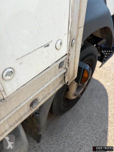 Camion Renault D Cab 2.1
