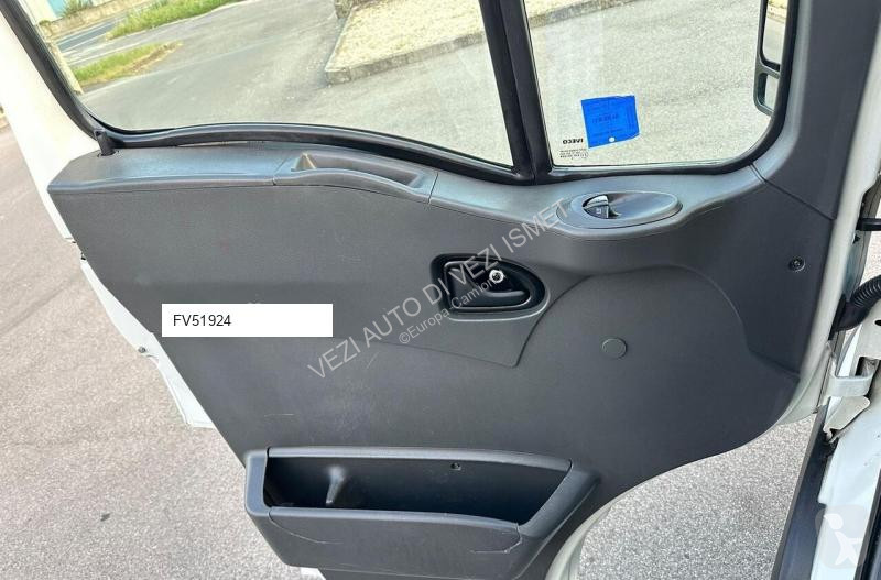 Грузовик Iveco 35c17 cc 3.0