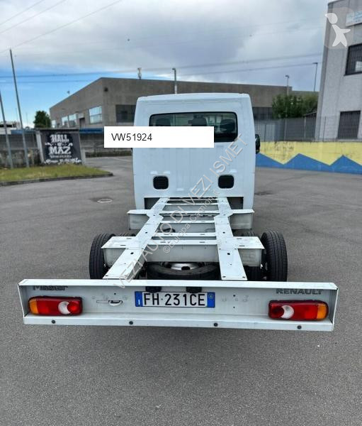 Camion Renault master a telaio
