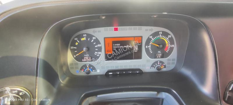 شاحنة Mercedes 2536 L