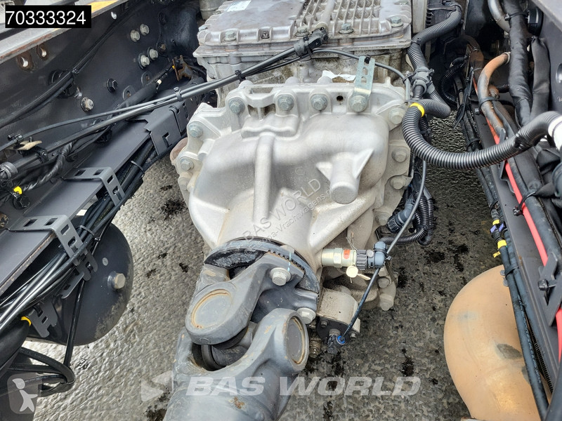 شاحنة Volvo 460  6X2 chassis Full Air...