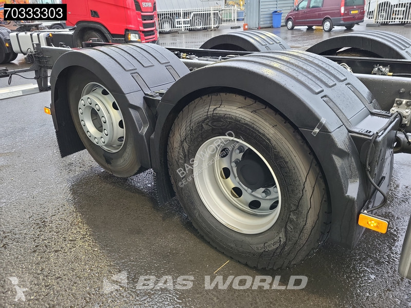 شاحنة Volvo 500 6X2 NEW Chassis Lift+steering...