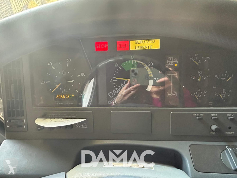 Грузовик Mercedes ACTROS