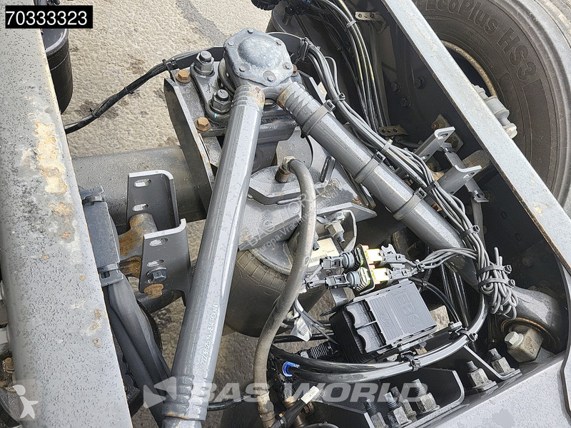 Camion Volvo 460  6X2 chassis Full Air...