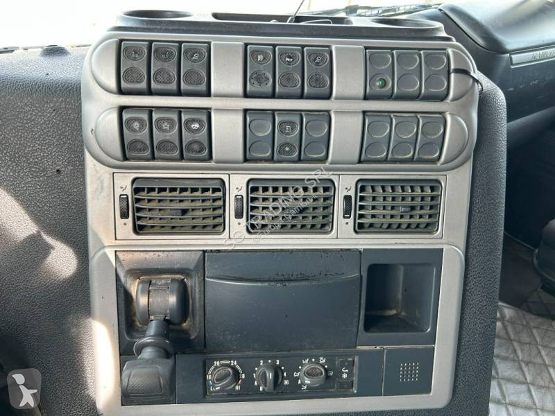Vrachtwagen Iveco