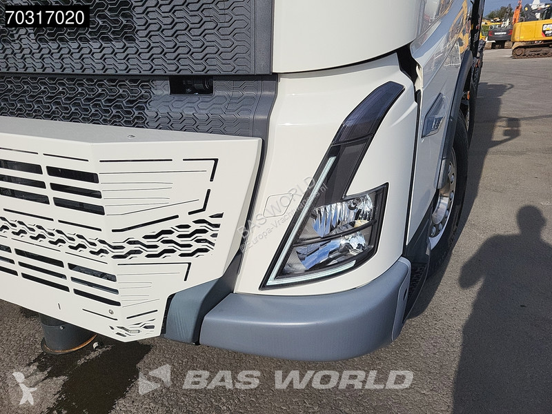 Camião Volvo FH 500 8X2 NEW! HMF 6120 K6 Crane...