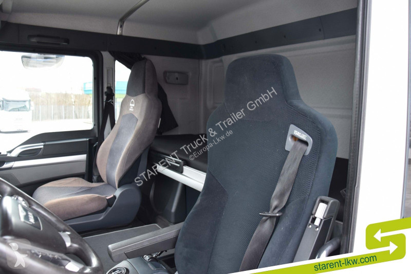 Camión MAN TGS 4 Kam. Tankaufbau 21.580l...