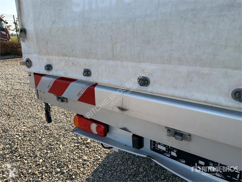 Camión Opel 2.2 103 KW PR PL L4 Curtain Side Truck