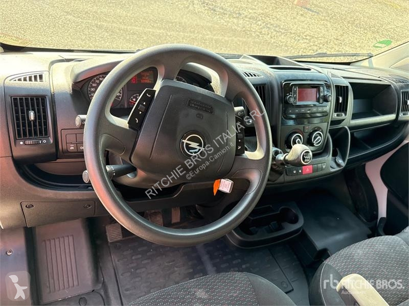 Camión Opel 2.2 103 KW DOKA PR L3