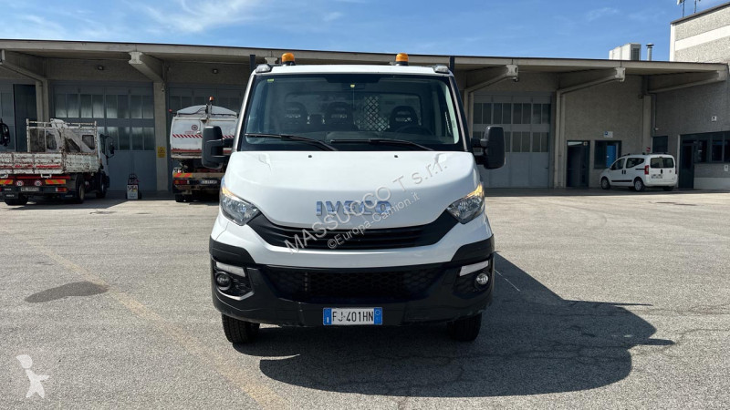 Camión Iveco DAILY 35-140 4x2