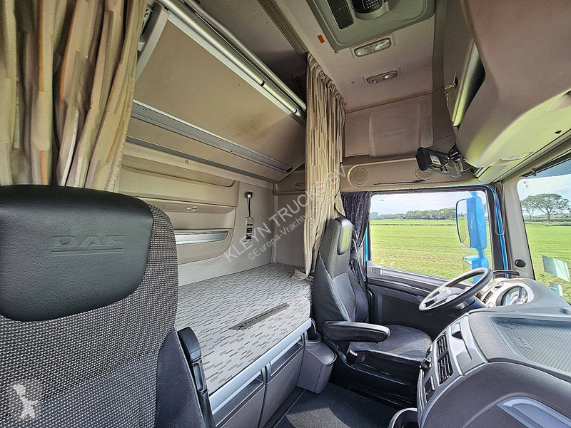 Вантажівка DAF 480 FAR