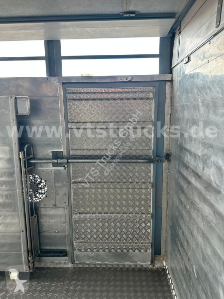 Camión MAN TGM 15.290 1 Stock Köstner Viehaufbau