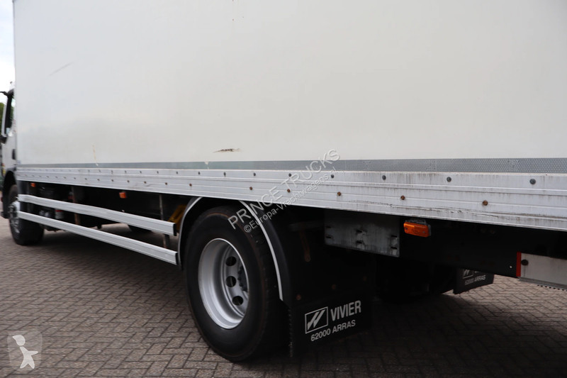 Kamion Renault D * EURO6 * 4X2 *
