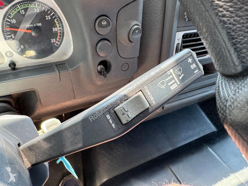 Camión Iveco PLATAFORMA ELEVATÓRIA