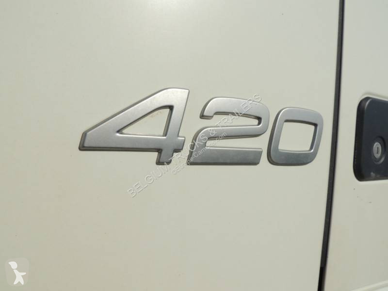 Camión Volvo 420