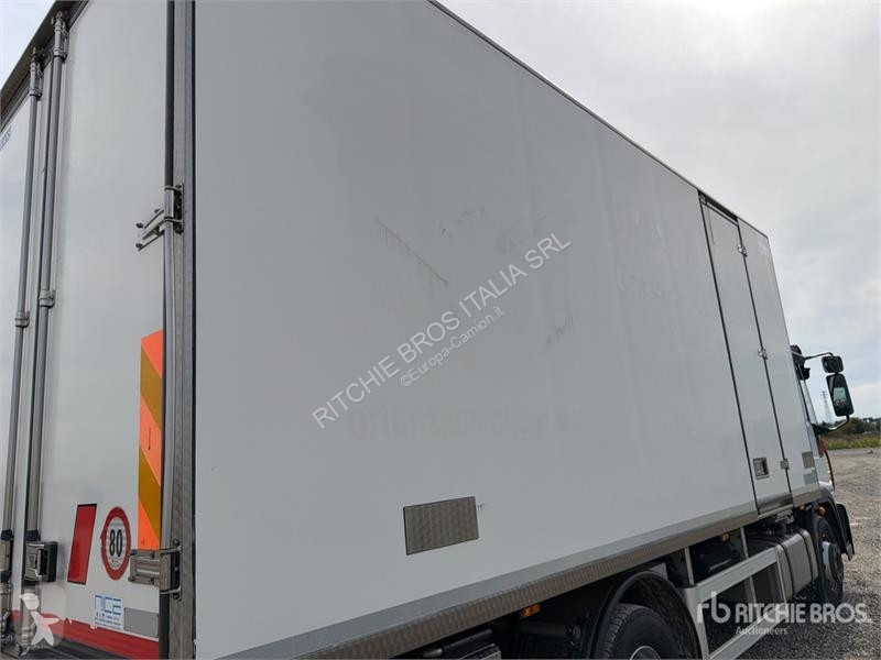 Kamion Iveco 140E28 4x2 Refrigerated Truck