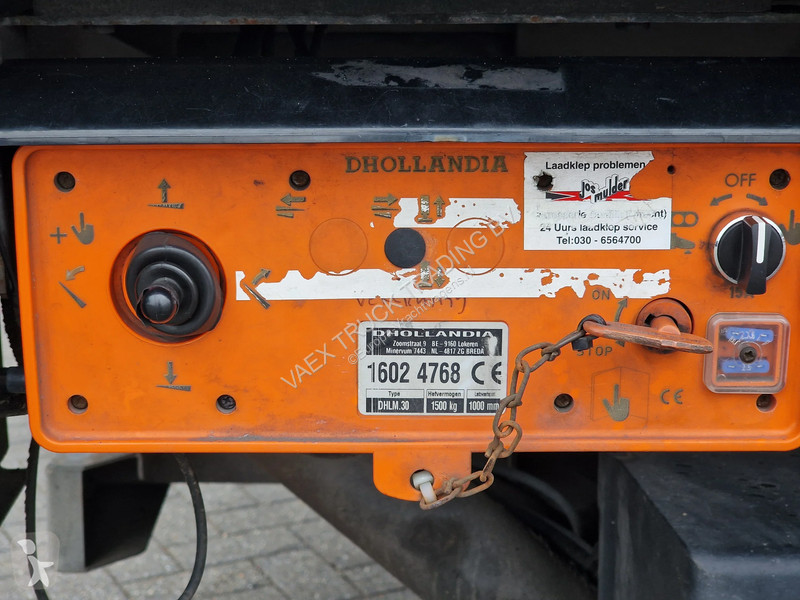 Camión Volvo 250 4x2 - Box - Loadlift - A/C -...