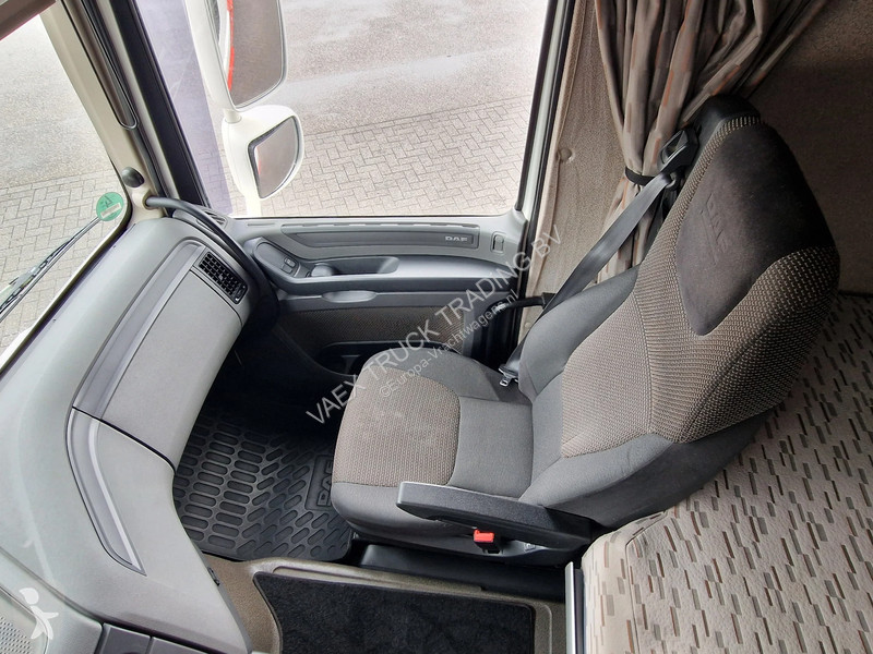 Kamion DAF SuperSpacecab 6x2 - BDF - Loadlift -...