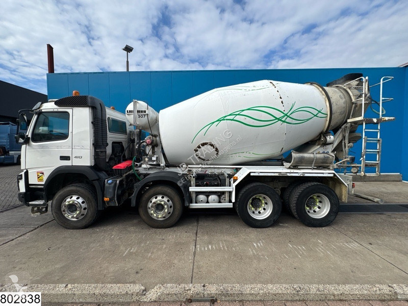 Kamion Volvo FMX 8x4, EURO 6, Liebherr 9m3